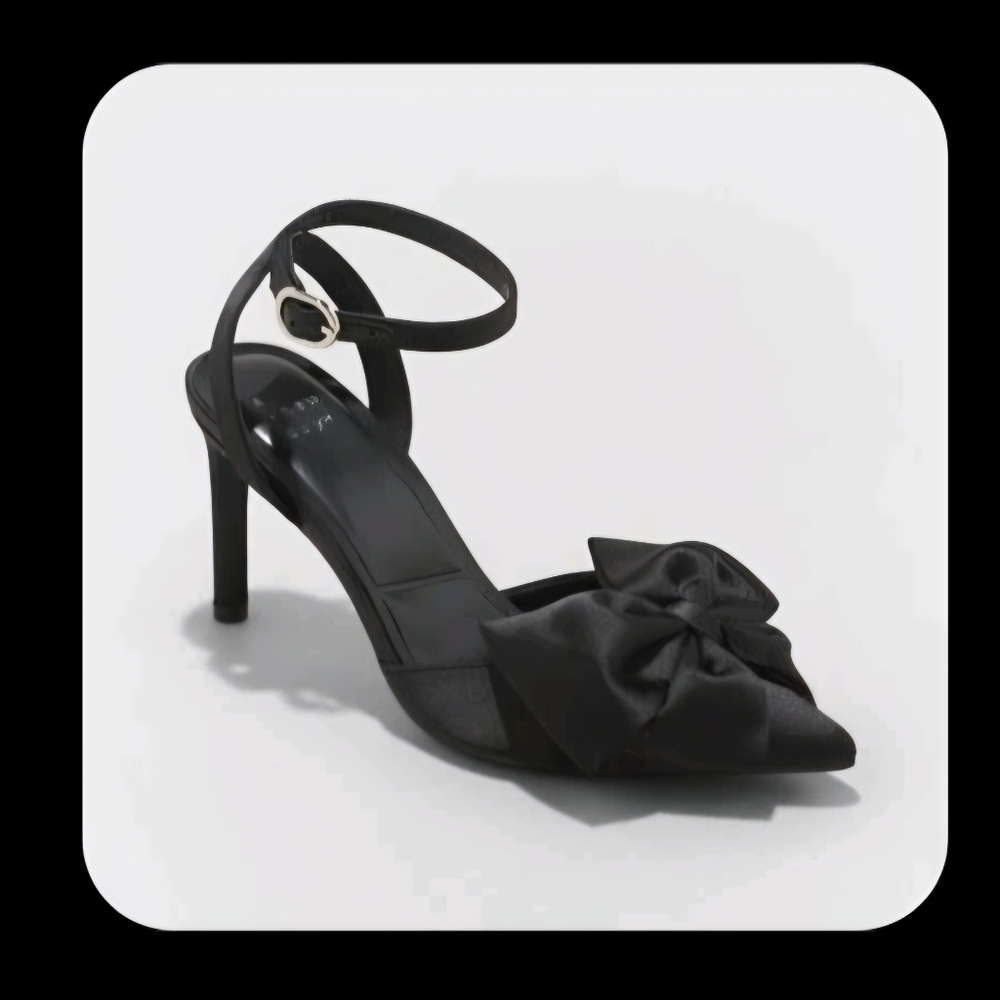 Women's 3.5 Kitten High Heel Pumps With Ankle Strap And Bowtie